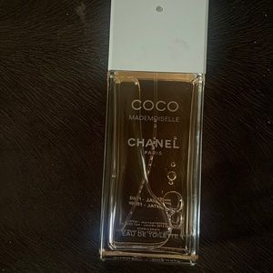 Coco Chanel mademoiselle